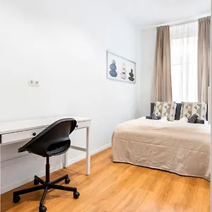 Nice Central City Room Wien
