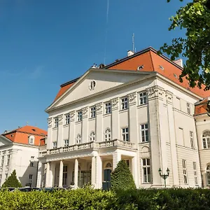 Austria Trend Schloss Wilhelminenberg Otel
