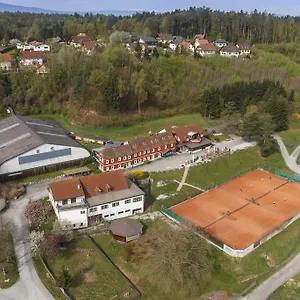 https://hotel-tennis-riederhof.graz-austria-hotels.com