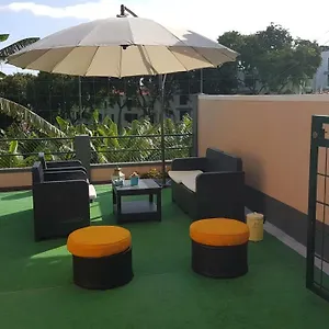 https://fx-hostel.madeira-islandshotels.com